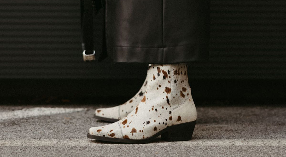 Topla in trendovska obutev, ki jo bomo nosili to zimo